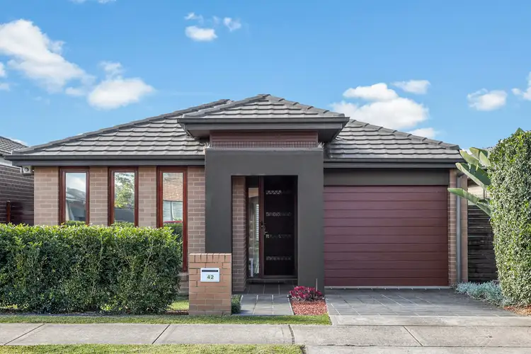 42 Northridge Road, Jordan Springs NSW 2747