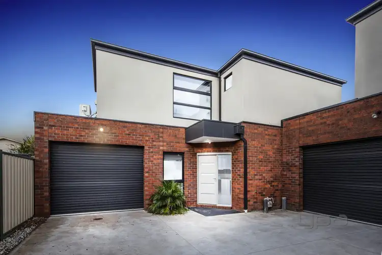 Main view of Homely unit listing, 3/8 Montrose Court, Sydenham VIC 3037