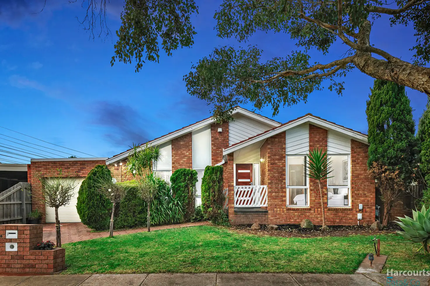 Main view of Homely house listing, 10 Emmerson Court, Mill Park VIC 3082