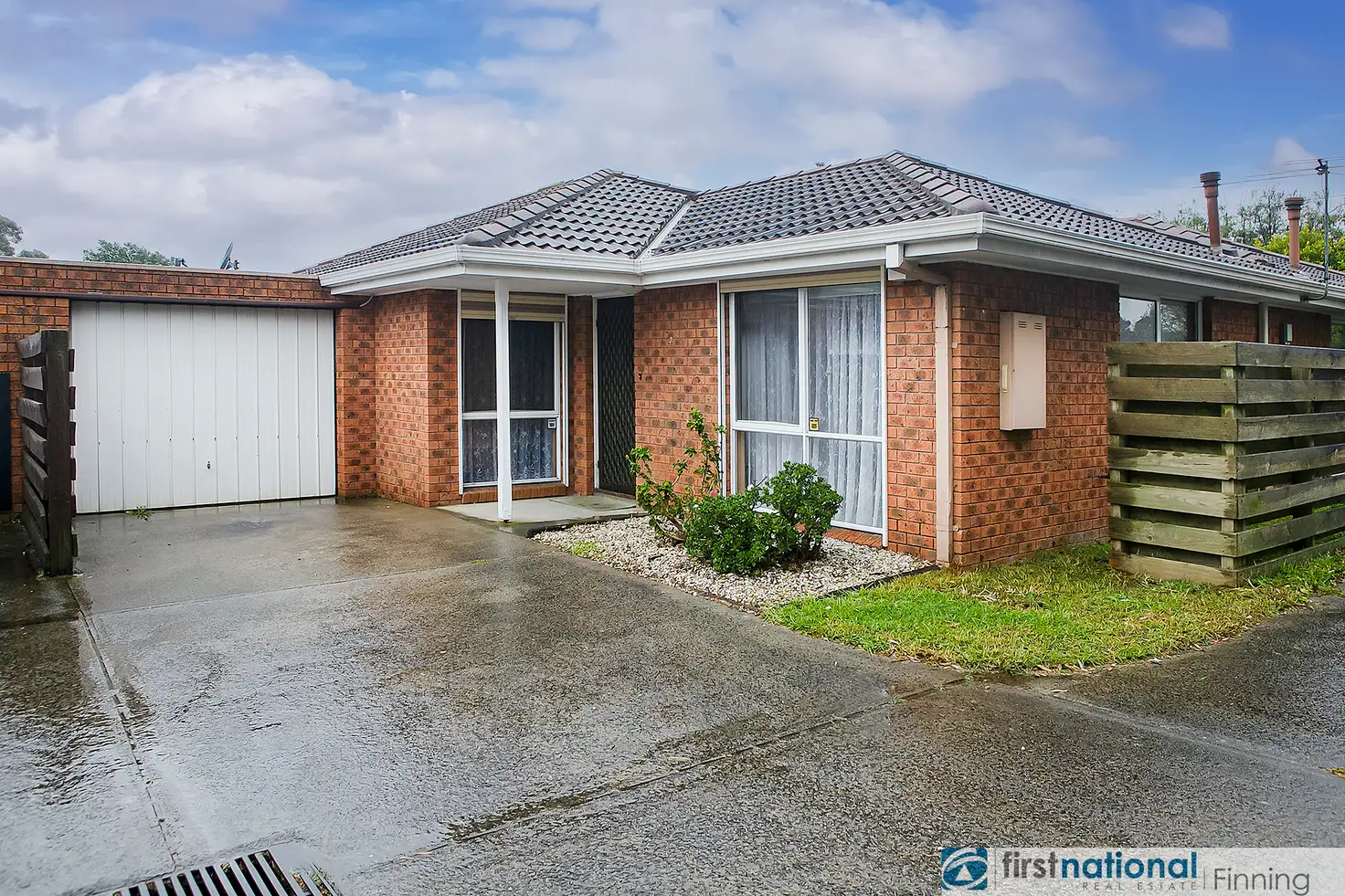 Main view of Homely unit listing, 2/8 Lyall Street, Cranbourne VIC 3977