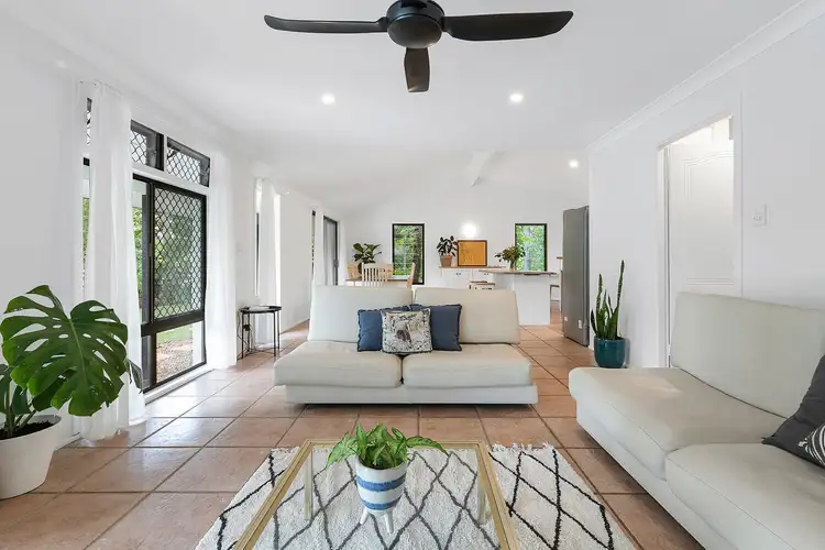 Fifth view of Homely house listing, 27 Bulgoon Crescent, Ocean Shores NSW 2483