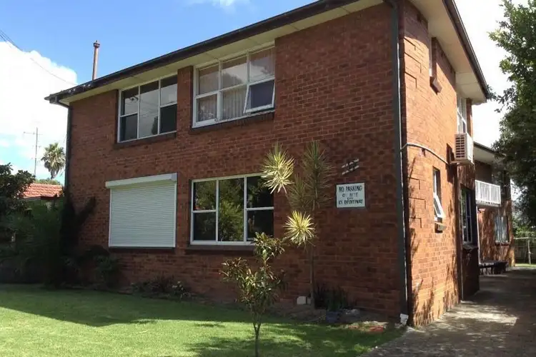 Main view of Homely unit listing, 1/10 Achilles Avenue, North Wollongong NSW 2500