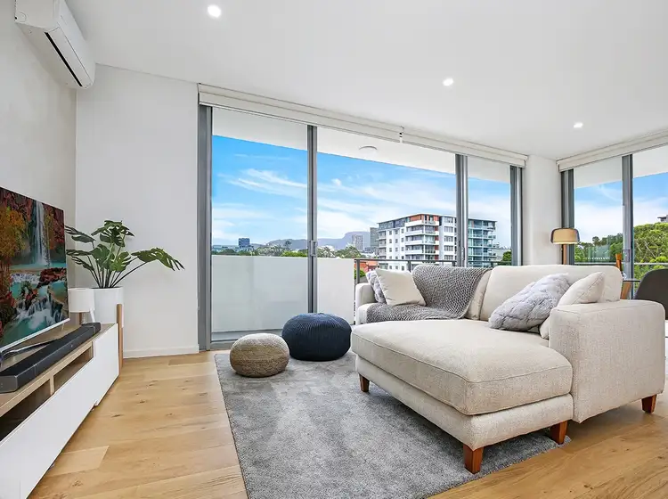 302/6 Beatson Street, Wollongong NSW 2500