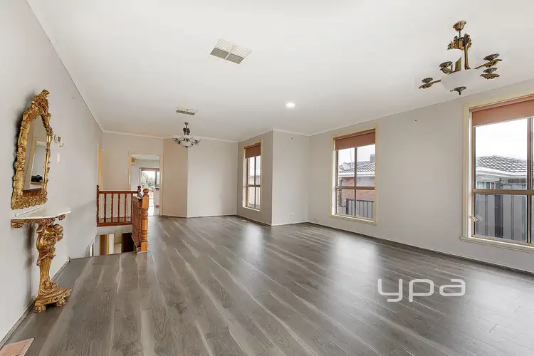 Sixth view of Homely house listing, 3 Redwood Close, Meadow Heights VIC 3048