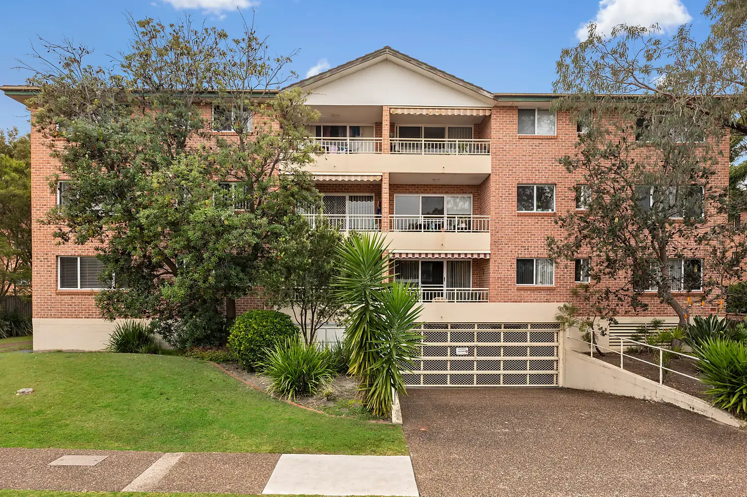 Main view of Homely unit listing, 12/1092-1096 Old Princes Highway, Engadine NSW 2233