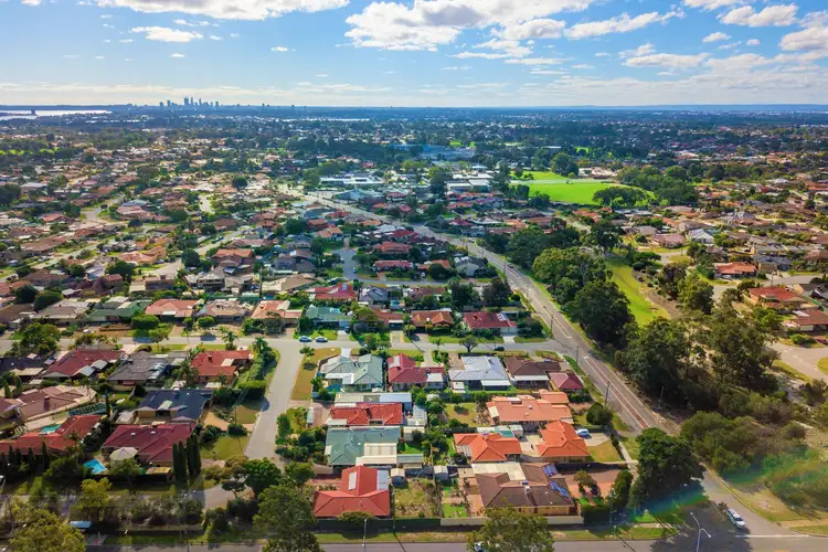 Sixth view of Homely house listing, 165 Pinetree Gully Road, Willetton WA 6155