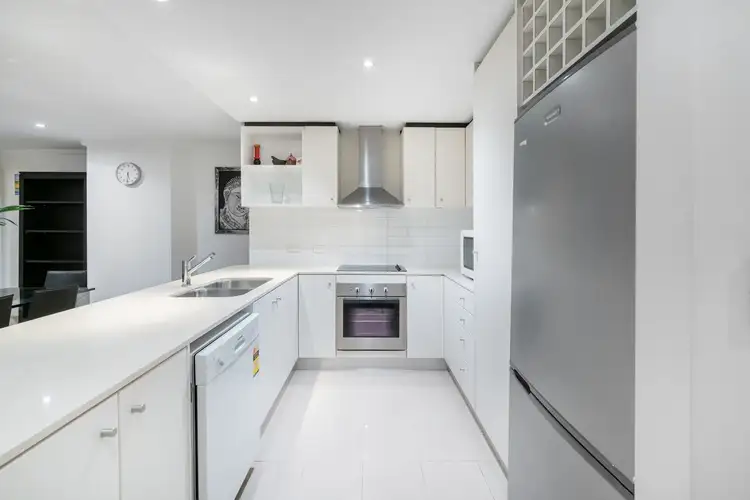 Fifth view of Homely apartment listing, 2/138 Mounts Bay Road, Perth WA 6000