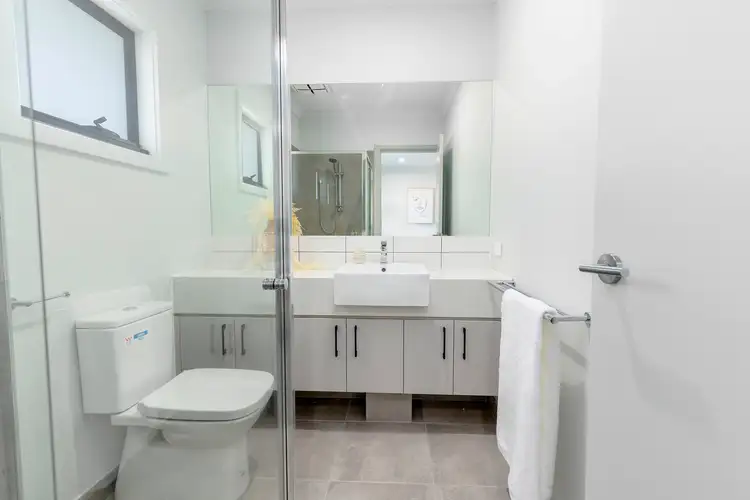 Sixth view of Homely townhouse listing, 8/121-123 Lindrum Road, Frankston VIC 3199