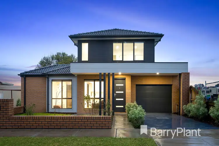 Main view of Homely townhouse listing, 4/13 James Street, St Albans VIC 3021