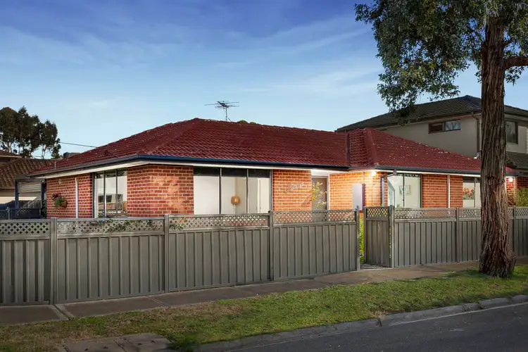 Main view of Homely house listing, 3 Leavesdon Avenue, Kealba VIC 3021