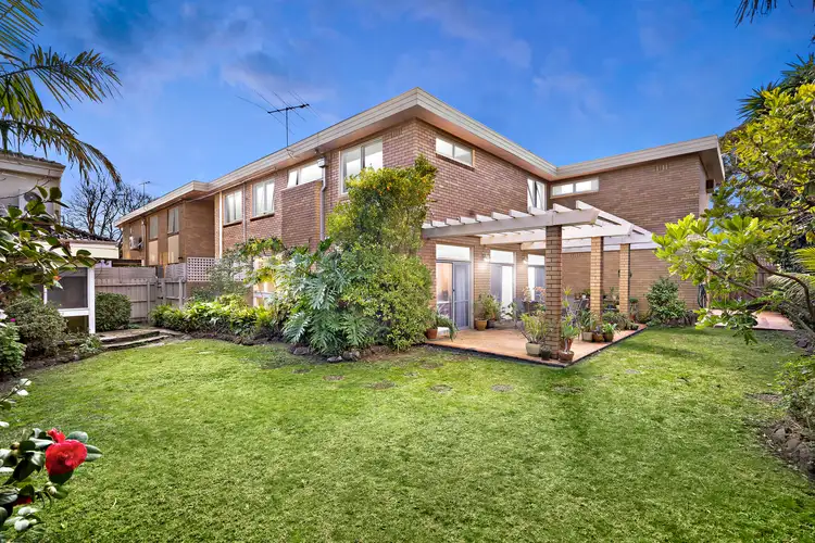 4/4 Testar Grove, Caulfield North VIC 3161