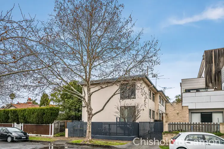 1/2 Irymple Avenue, St Kilda VIC 3182