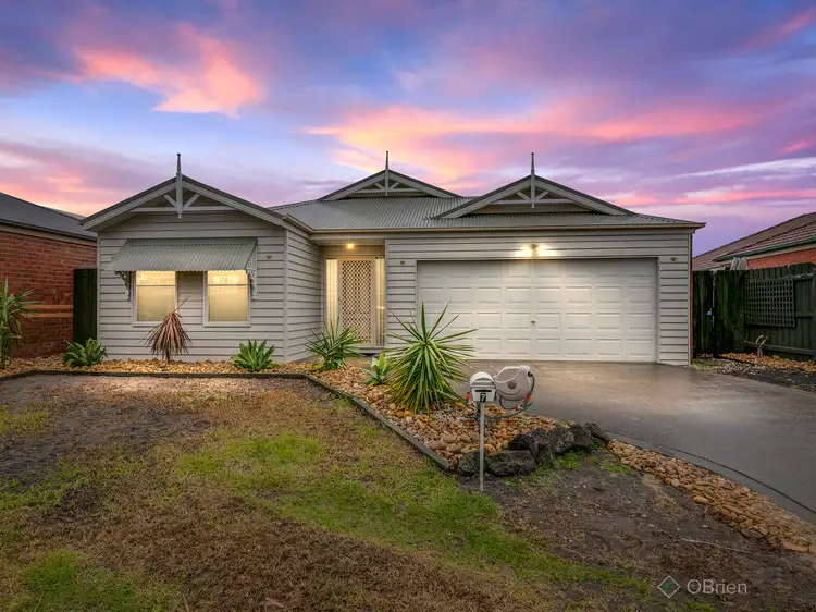 7 St Mellion Court, Cranbourne VIC 3977