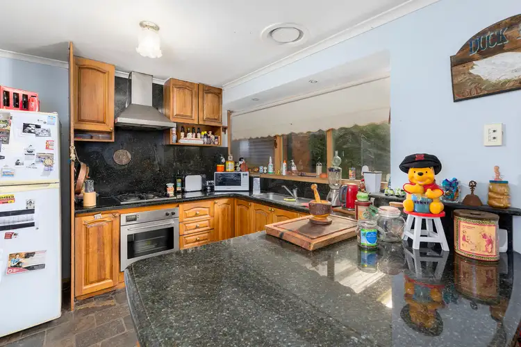 Second view of Homely house listing, 2 Naroo Place, Frankston VIC 3199
