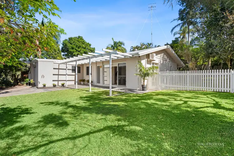 13 Belfa Place, Noosa Heads QLD 4567