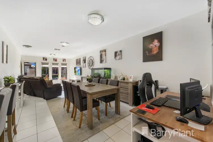 Sixth view of Homely unit listing, 2/7 Gascoyne Way, Truganina VIC 3029
