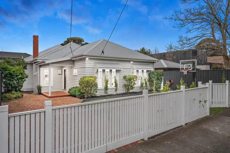 93 Sandringham Road