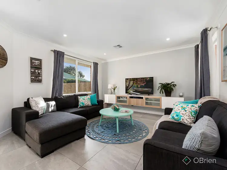 Second view of Homely house listing, 3 Aquila Place, Carrum Downs VIC 3201