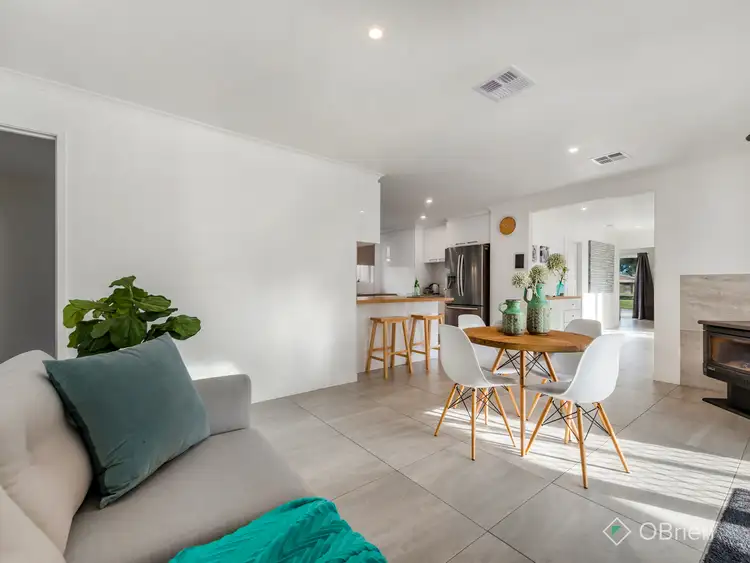 Fourth view of Homely house listing, 3 Aquila Place, Carrum Downs VIC 3201