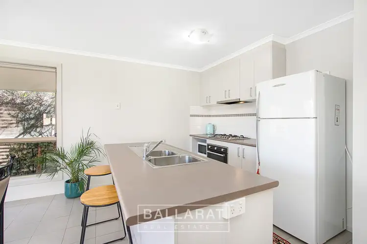 Fourth view of Homely unit listing, 2/34 Albion Street, Sebastopol VIC 3356
