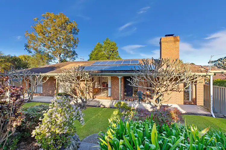 6 Lincoln Close, Bateau Bay NSW 2261
