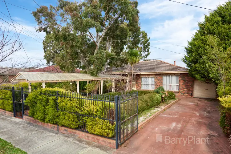13 Floriana Avenue, Doveton VIC 3177