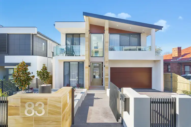 83 Cabarita Road, Cabarita NSW 2137