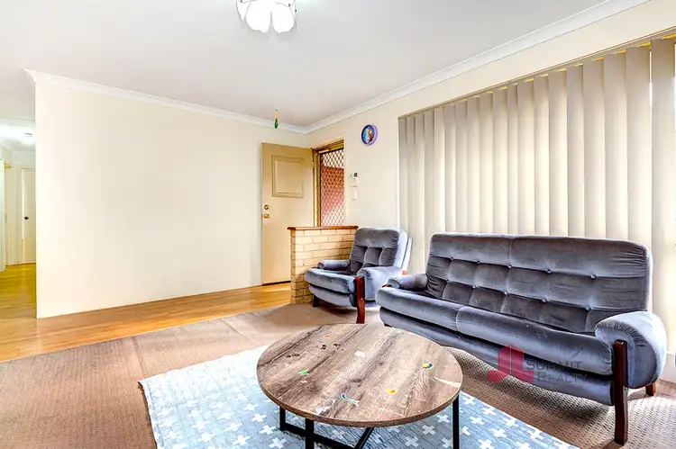 Fifth view of Homely unit listing, 1/8 Holly Way, Glen Iris WA 6230