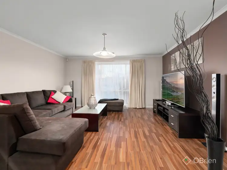 Second view of Homely house listing, 22 Dunraven Court, Narre Warren VIC 3805