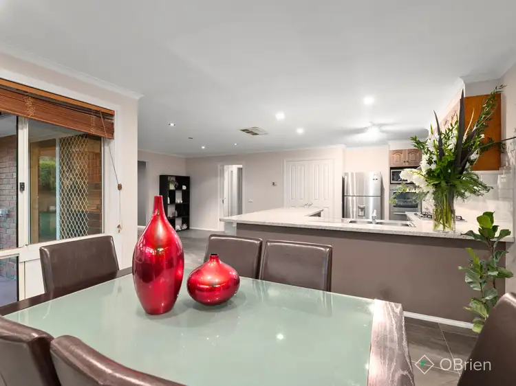 Sixth view of Homely house listing, 22 Dunraven Court, Narre Warren VIC 3805