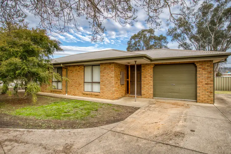 Main view of Homely block of units listing, 1 & 2/5 Fleet Street, Wodonga VIC 3690