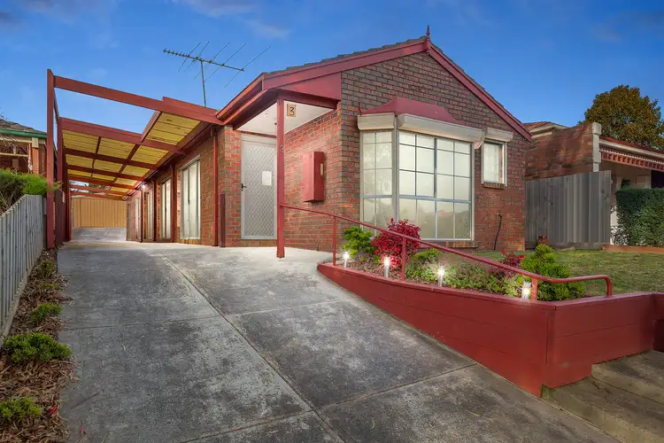 3 Illowra Court, Berwick VIC 3806