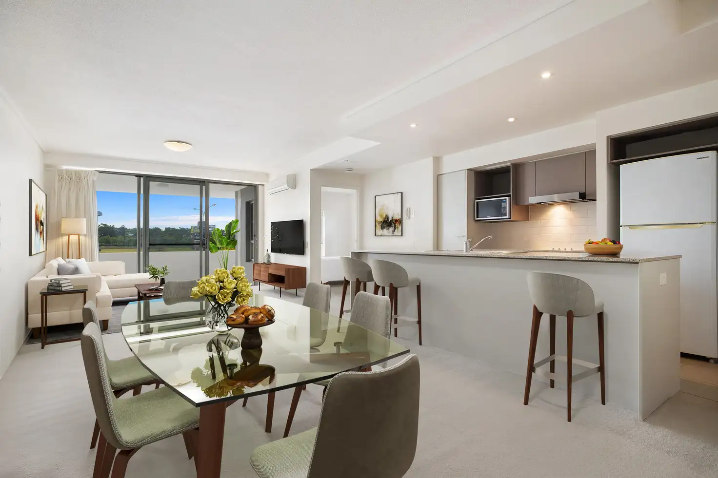 Main view of Homely unit listing, 2/510 Christine Avenue, Robina QLD 4226