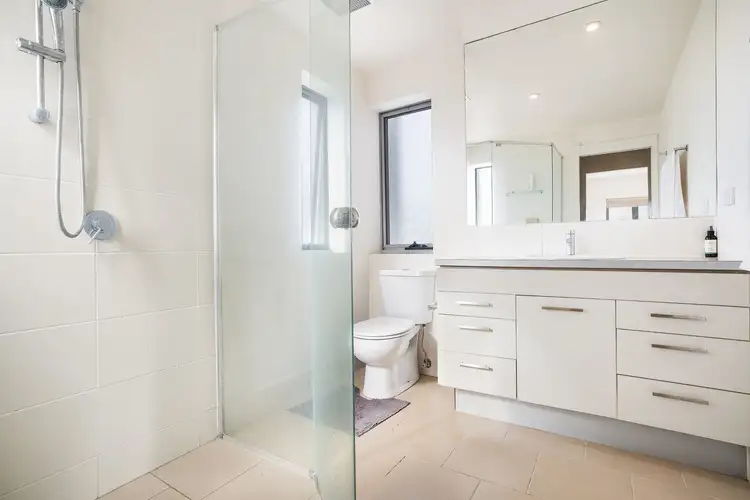 Fifth view of Homely unit listing, 2/510 Christine Avenue, Robina QLD 4226