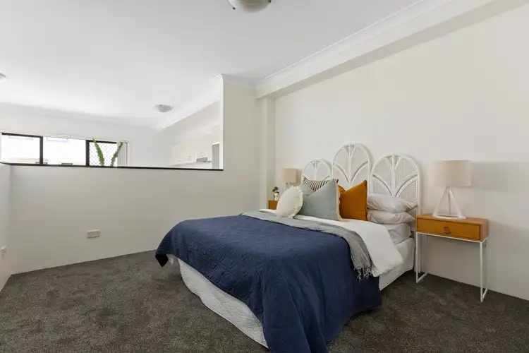 Third view of Homely studio listing, 6/1-3 Funda Place, Brookvale NSW 2100