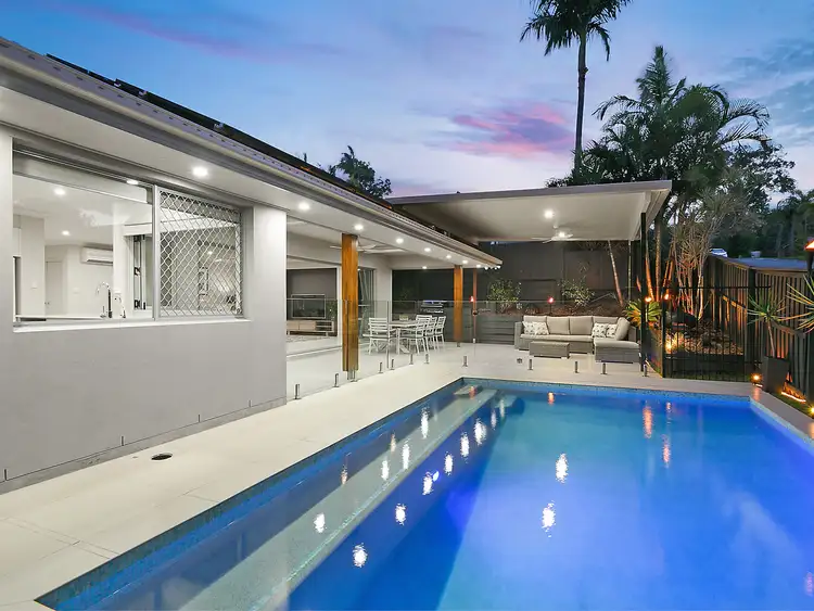 2 Beaumont Court, Currumbin Waters QLD 4223