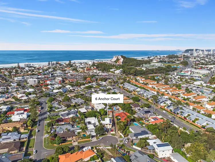6 Anchor Court, Mermaid Waters QLD 4218