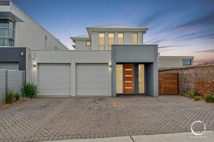 22 Newcombe Avenue, West Lakes Shore SA 5020