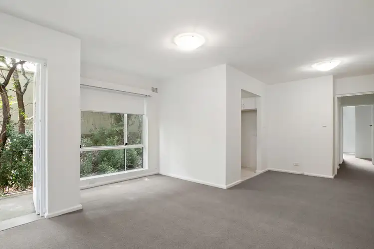 3/32 Centennial Avenue