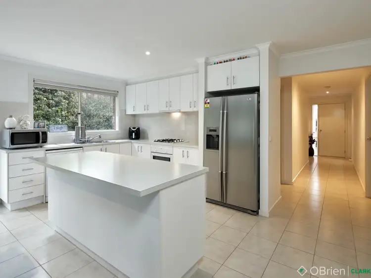Second view of Homely house listing, 5 Eucalypt Court, Drouin VIC 3818