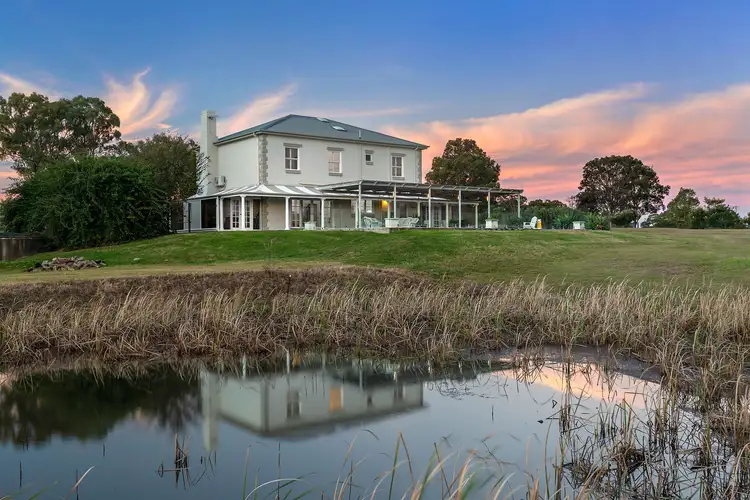 247 Wilderness Road, Lovedale NSW 2325