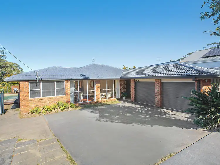 126 Old Gosford Road, Wamberal NSW 2260