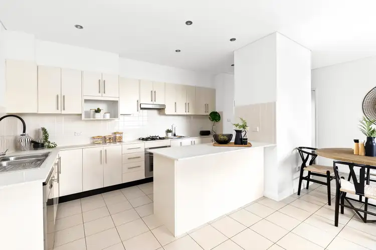 Third view of Homely unit listing, 35/10-12 Oaks Avenue, Dee Why NSW 2099