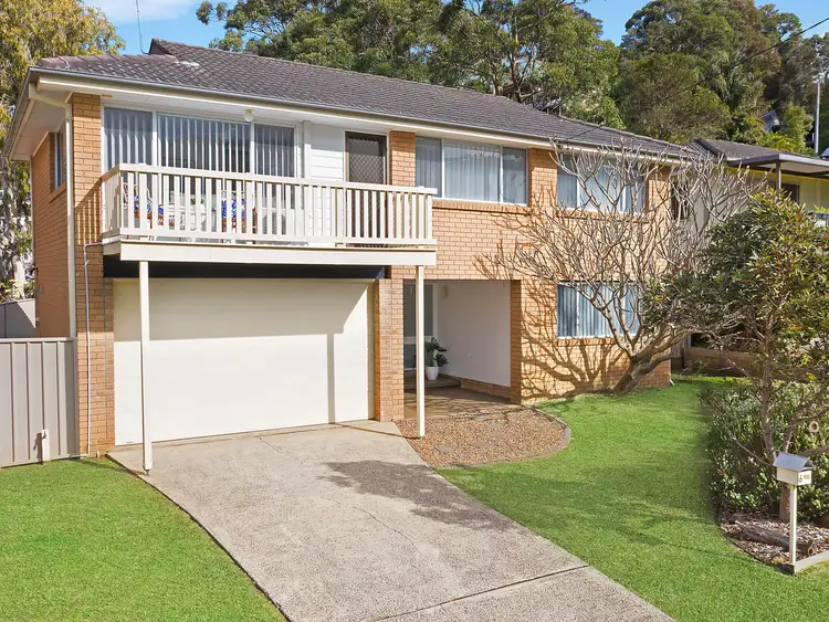 6 The Broadwaters, Tascott NSW 2250