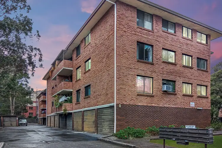 10/50 Luxford Road