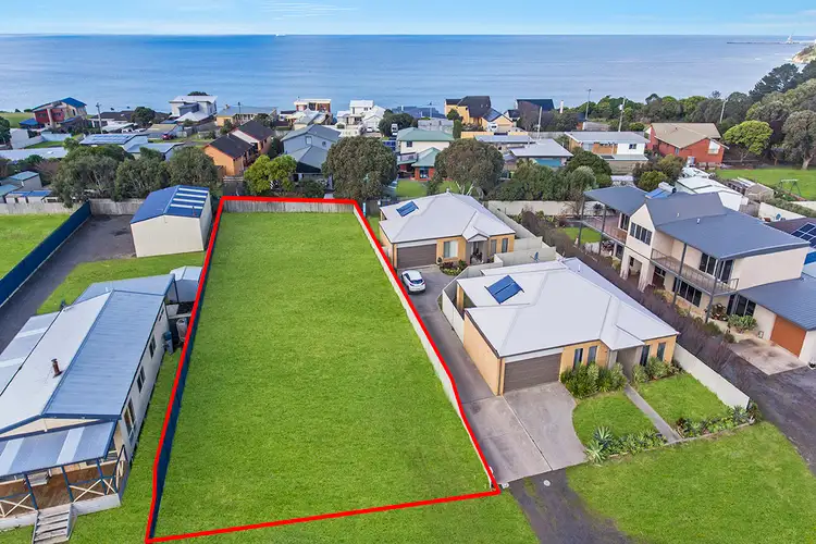 8 Wannon Street, Portland VIC 3305