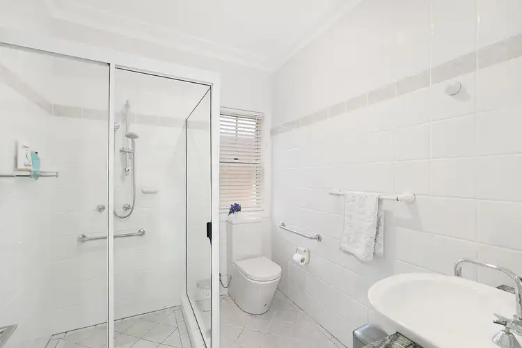 Fifth view of Homely villa listing, 2/2 Keats Avenue, Bateau Bay NSW 2261