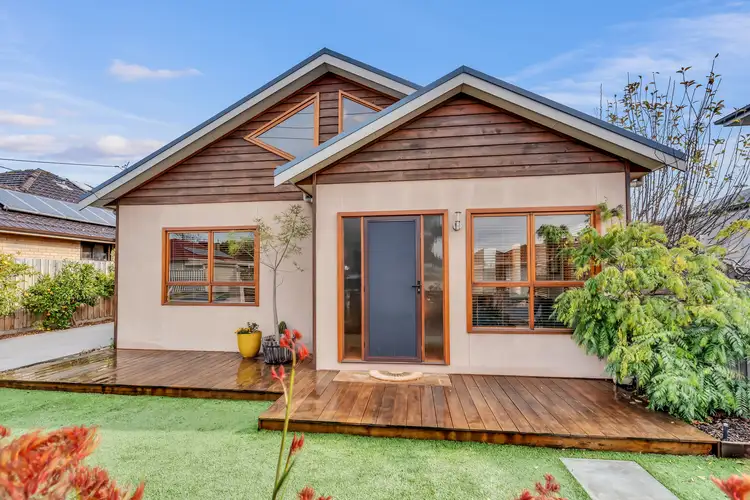 1/3 Finton Grove, Reservoir VIC 3073