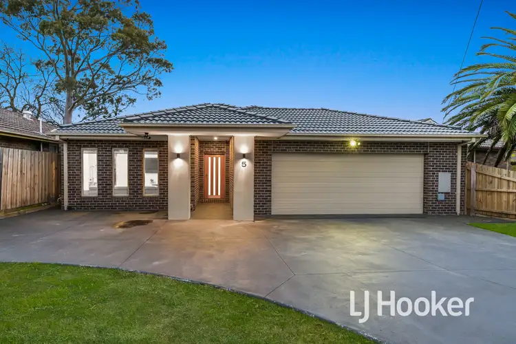 5 Murray Court, Cranbourne VIC 3977