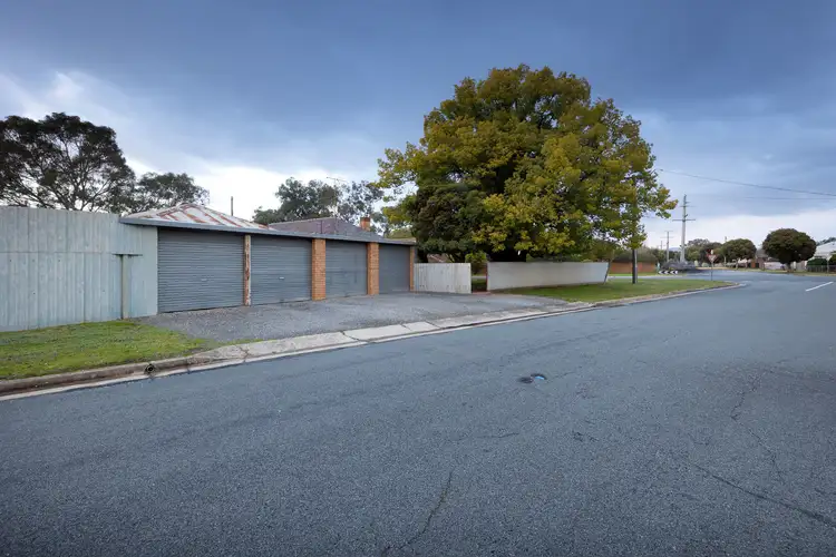 Fifth view of Homely house listing, 132 Lawrence Street, Wodonga VIC 3690